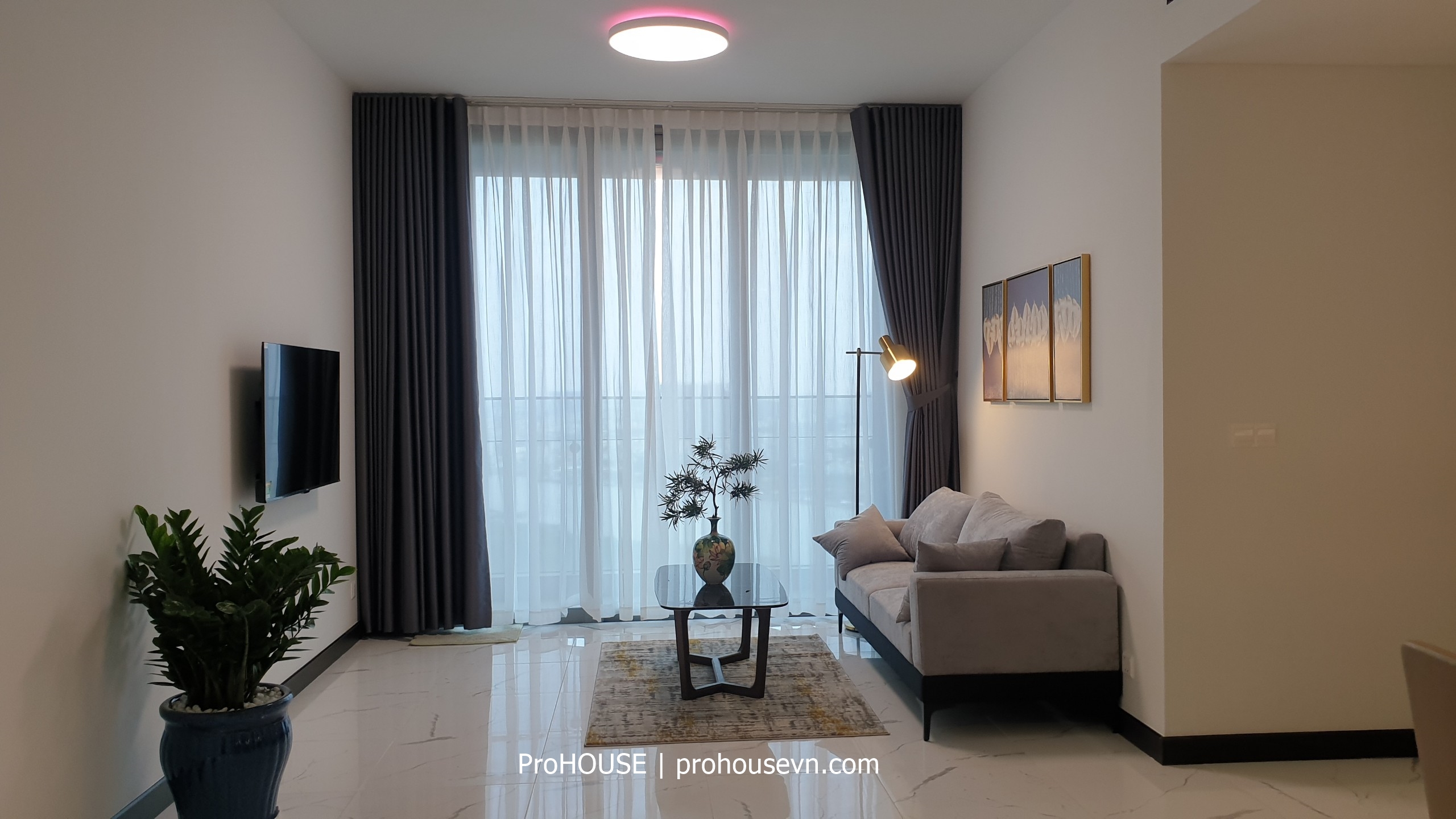 Beautiful 2 bedroom apartment for rent in Empire City with high floor view