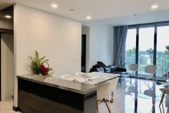 Cho thuê căn hộ 1 phòng ngủ lầu thấp view công viên tại Empire City