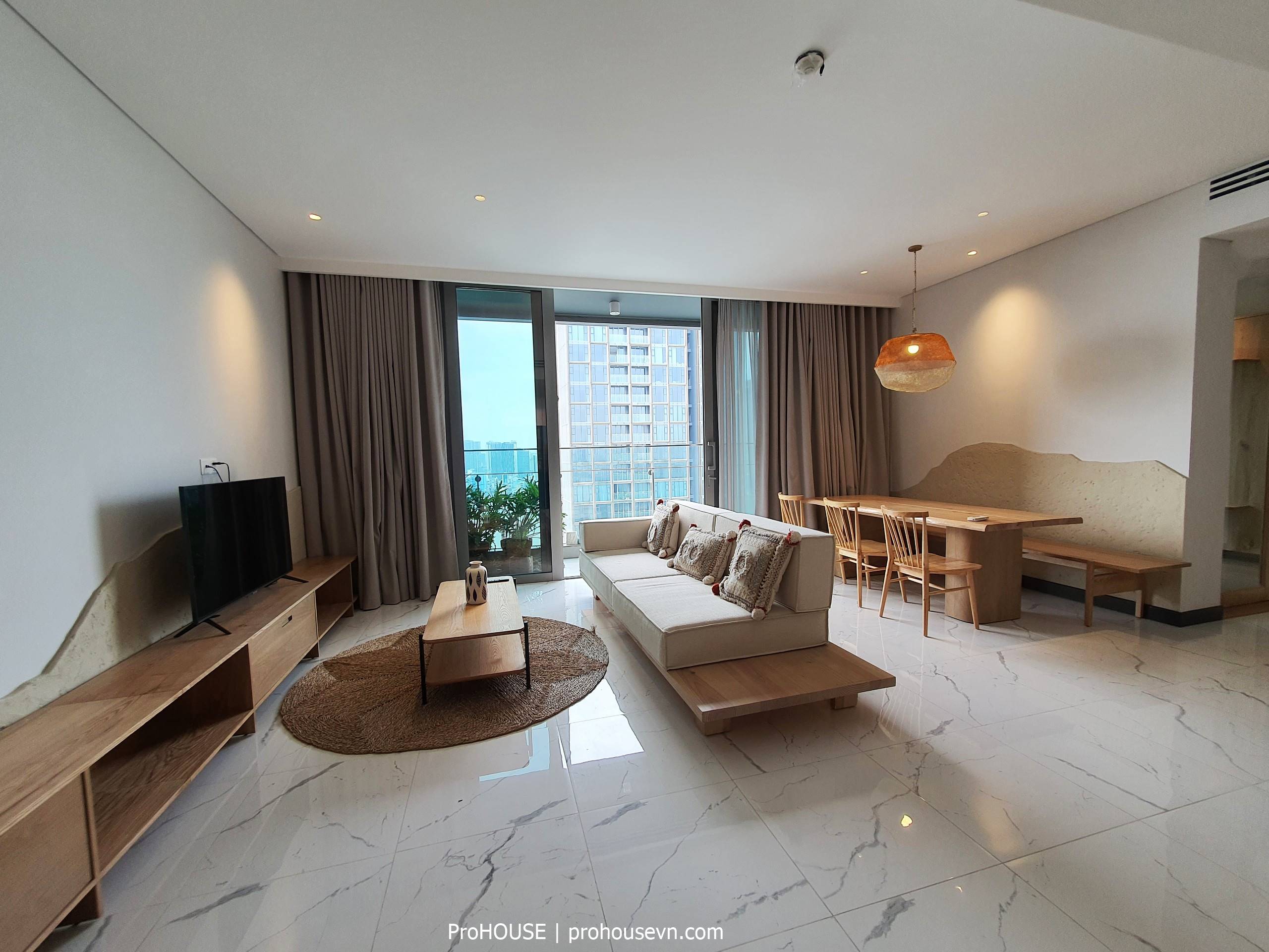 Japanese Style apartment for rent in Empire City with beautiful view