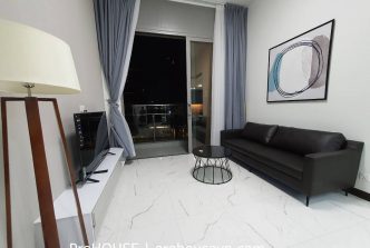 Low price 2 bedroom apartment in Empire City for rent with swimming pool view
