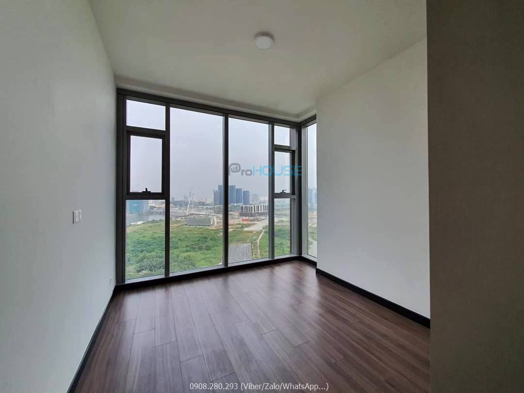 Water front view apartment in Empire City for rent Tower T2A location 02