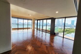 Amazing 4 bedroom apartment in Cove Residences for rent