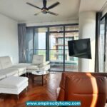Cho thuê căn hộ Cove Residences 3 phòng ngủ lầu cao view sông